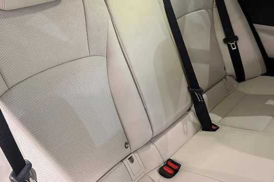 Lexus ES 300h Business Edition 2.5 E-CVT