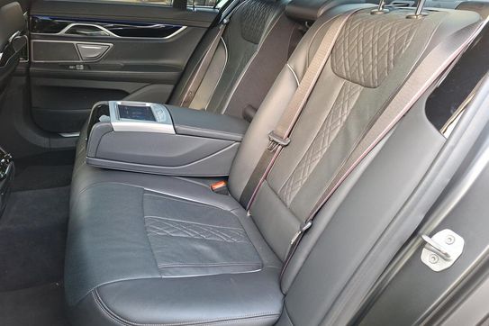 BMW Seria 7 750d xDrive