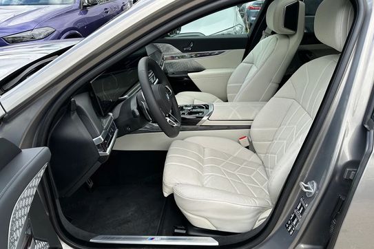 BMW Seria 7 740d xDrive mHEV M Sport sport-aut