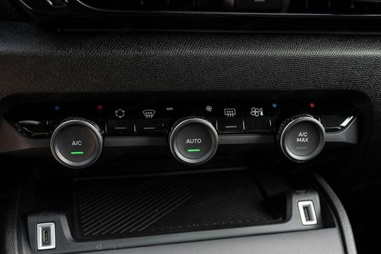 Citroen C4 EV136.50KWH Shine