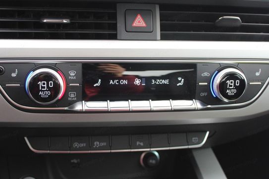 Audi A4 35 TFSI mHEV S tronic