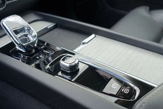 Volvo XC60 B5 B AWD Ultra Dark aut