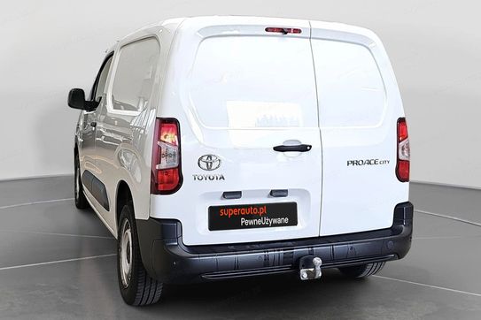 Toyota ProAce D-4T Active