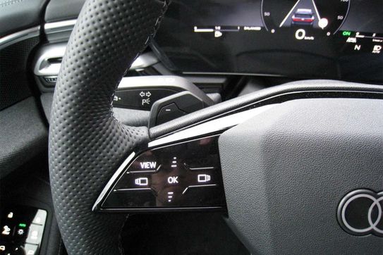 Audi A6 TDI quattro S line Avant