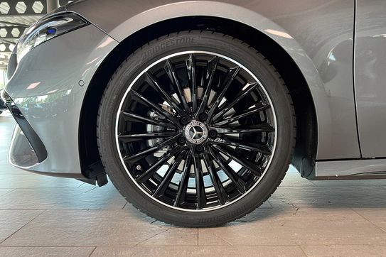 Mercedes Klasa A 220 4-Matic AMG Line