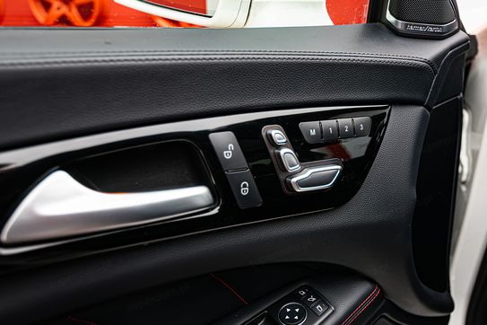 Mercedes CLS 350 BlueTEC AMG Line Plus 4-Matic