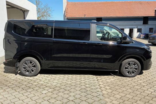 Ford Tourneo Custom 320 L2H1 Titanium A8