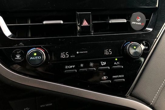 Toyota Camry 2.5 Hybrid Prestige