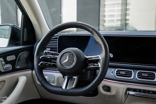 Mercedes GLS 450 d 4-MATIC AMG Line