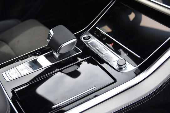 Audi Q7 50 TDI quattro S Line