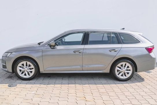 Skoda Octavia Selection Edition 130 1.5 TSI mHEV DSG