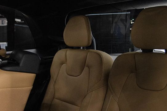 Volvo XC90 T8 AWD Plug-In Hybrid Plus Dark 7os aut