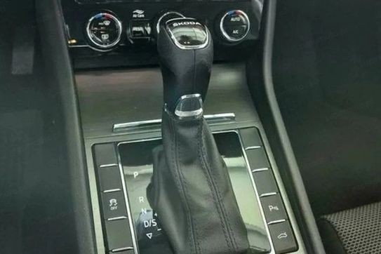 Skoda Superb 2.0 TSI Style DSG