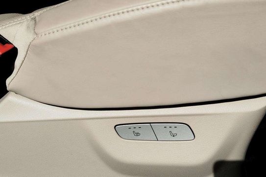 Mercedes V Klasa 300 d 4-Matic 9G-Tronic (długi)