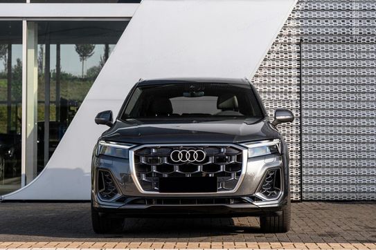 Audi Q7 50 TDI quattro S Line