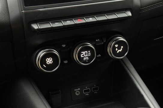 Renault Captur 1.6 E-Tech Plug-In Intens