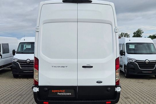 Ford Transit L4H3