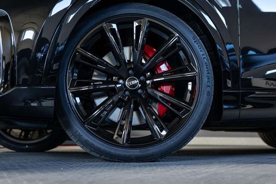 Audi Q8 SQ8 TFSI quattro