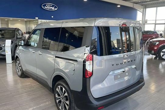 Ford Tourneo Courier Trend A7