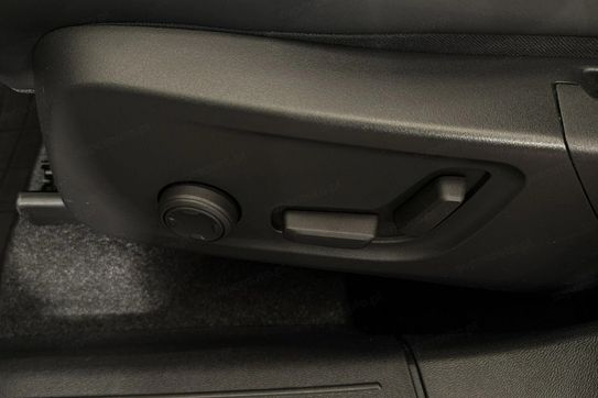 Volvo XC40 T5 Plug-In Hybrid Plus Dark