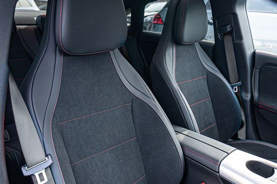 Mercedes CLA 220 4-Matic