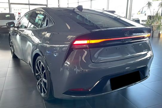 Toyota Prius Prestige 2.0 Hybrid Plug-in