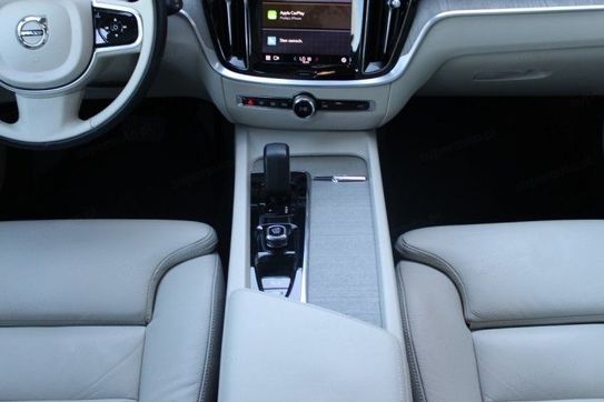 Volvo V60 B4 Plus Dark aut