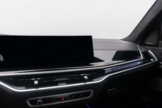 BMW X7 M60i xDrive