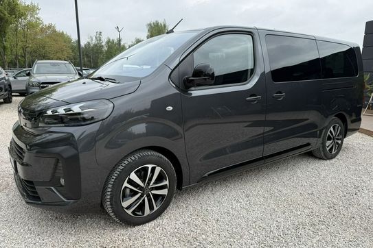 Peugeot Traveller BlueHDi Standard