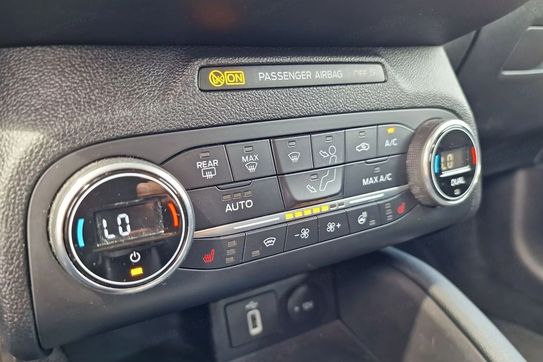 Ford Focus 1.5 Ecoboost Titanium x