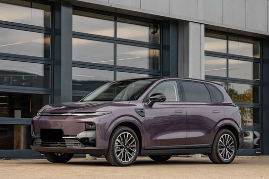 Leapmotor B10 Design Hybrid EV 18,8 kWh