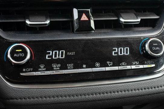 Toyota Corolla 1.8 Hybrid