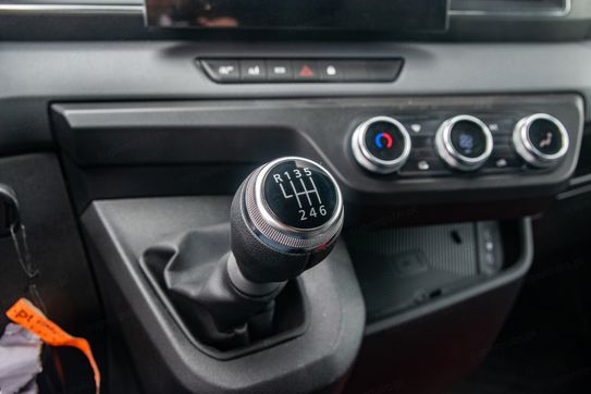 Renault Master L3 Zabudowa 8EP + Tył spanie