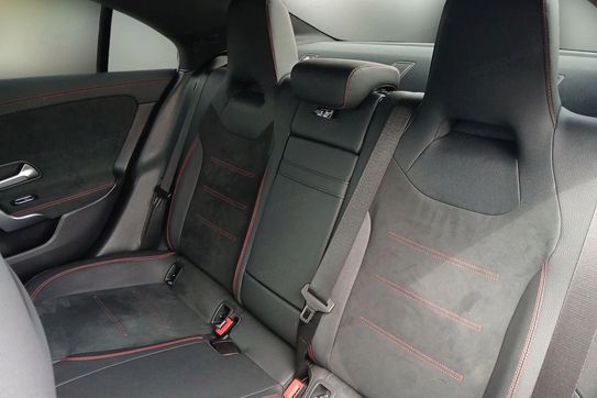 Mercedes CLA 180 mHEV 8G-DCT