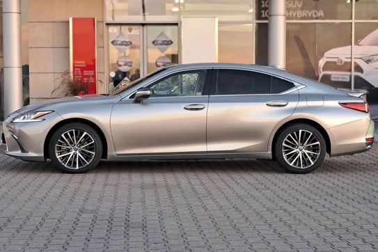 Lexus ES 300h Business Edition