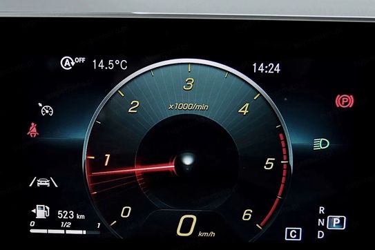 Mercedes GLB 180 d 8G-DCT