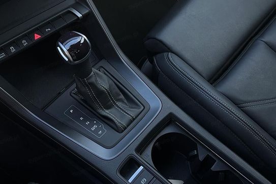 Audi Q3 35 TFSI mHEV S-Line S tronic