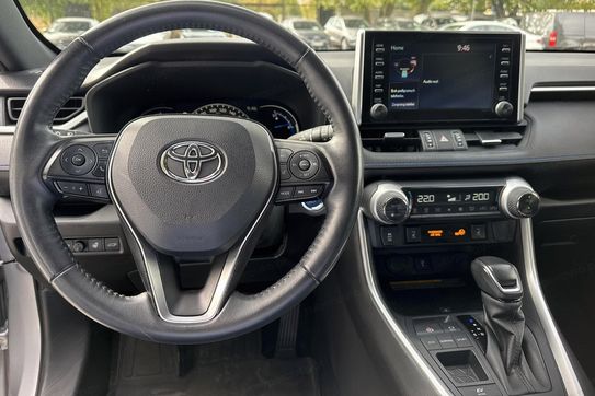 Toyota RAV4 Selection 2.5 Hybrid