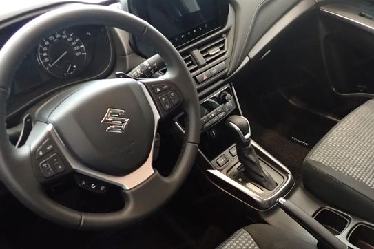 Suzuki S-Cross 1.5 Strong Hybrid Premium AGS