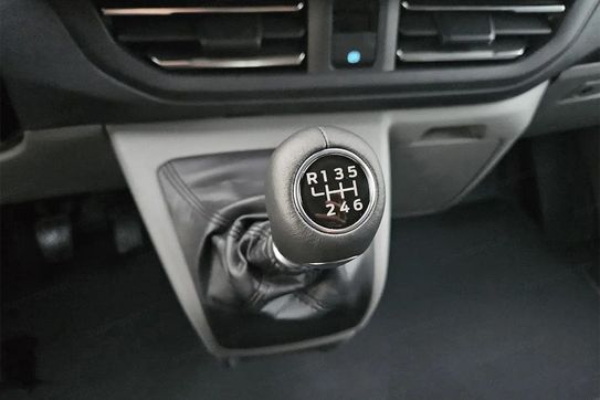 Ford Transit Custom 320 L2H1 Limited