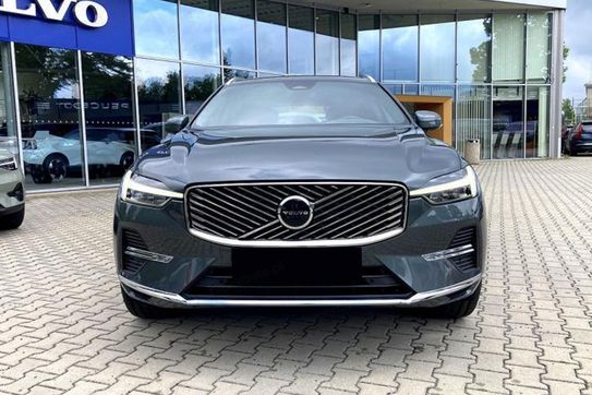 Volvo XC60 B5 AWD Plus Bright