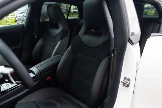 Mercedes CLA Shooting Brake 200 AMG Line