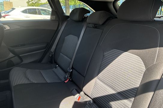 Kia Ceed M 1.5 T-GDI DCT