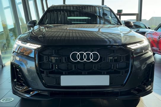 Audi Q7 50 TDI quattro S Line