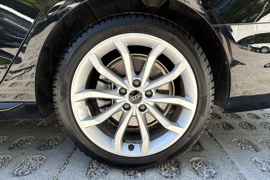 Audi A4 35 TFSI Advanced