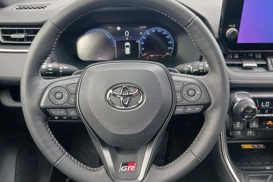 Toyota RAV4 GR Sport 2.5 Hybrid Dynamic Force