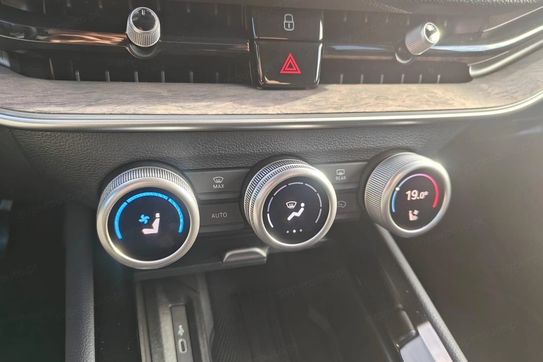 Skoda Superb 2.0 TDI SCR 4x4 L&K DSG