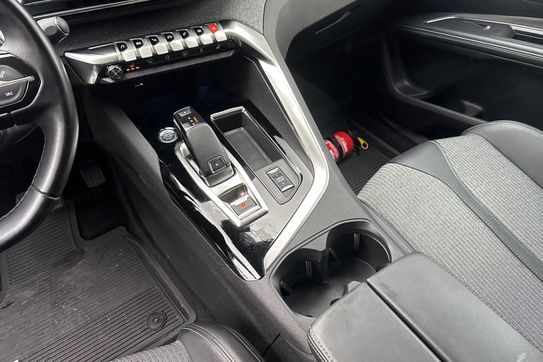 Peugeot 5008 Allure Pack 2.0 BlueHDi  S&S EAT8