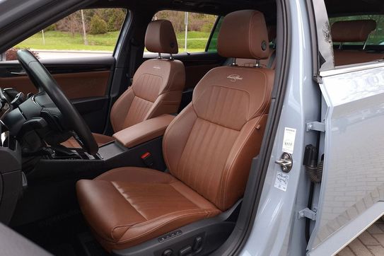 Skoda Superb 2.0 TDI SCR 4x4 L&K DSG