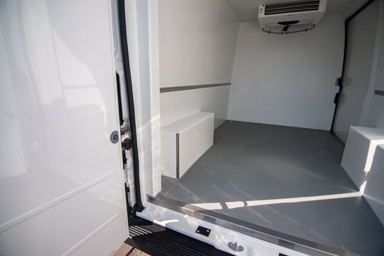 Fiat Ducato 3.3t L2H2 Zabudowa Izotermiczna